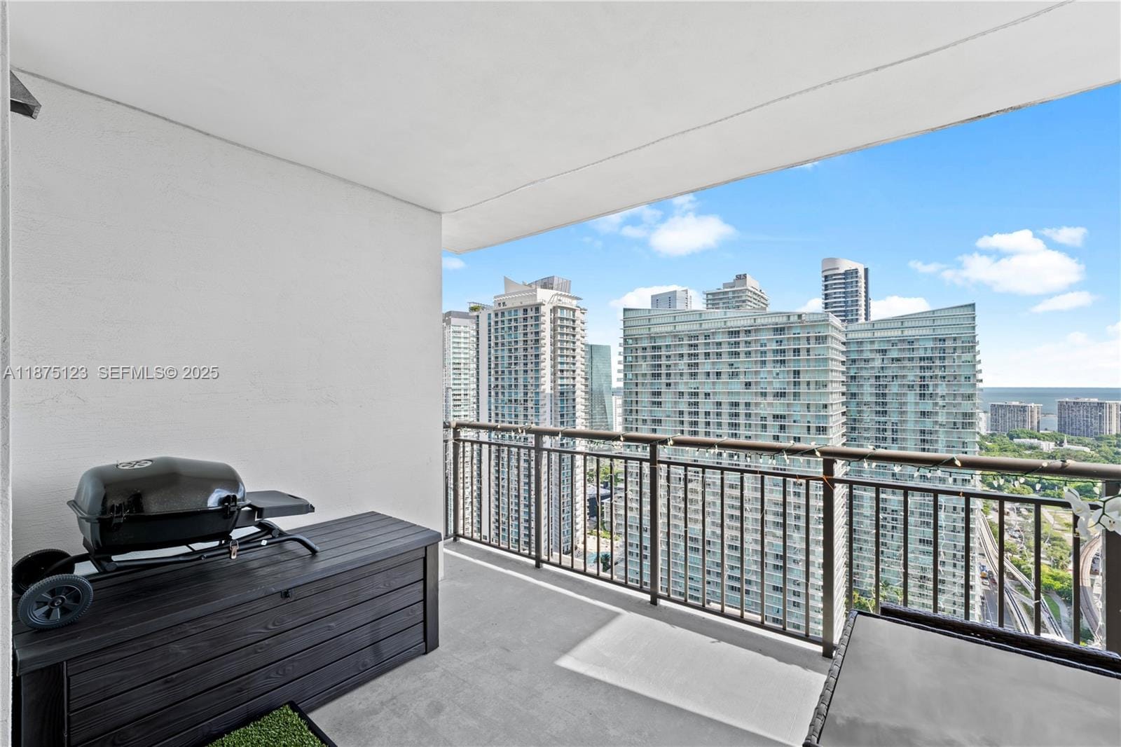 999 SW 1st Avenue 3304, Miami, FL 33130 photo 10