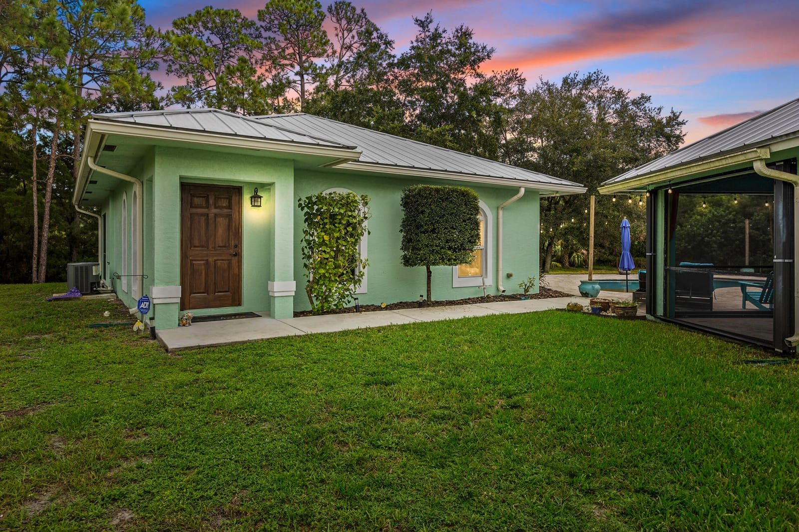 6434 Mandarin Boulevard, The Acreage, FL 33470 photo 3