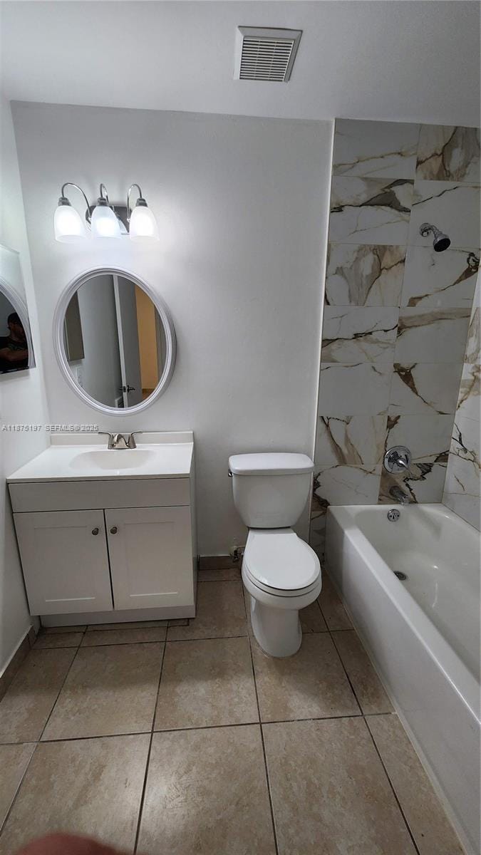 10031 Winding Lake Road 201 — photo 11