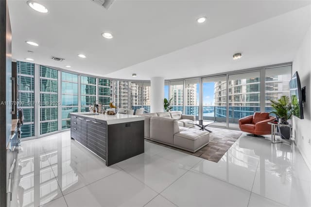 200 Biscayne Boulevard Way 3601, Miami, FL 33131