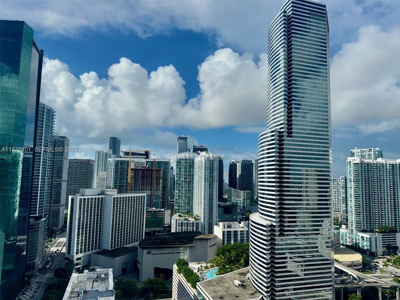 151 SE 1st Street 2807, Miami, FL 33131 photo 11