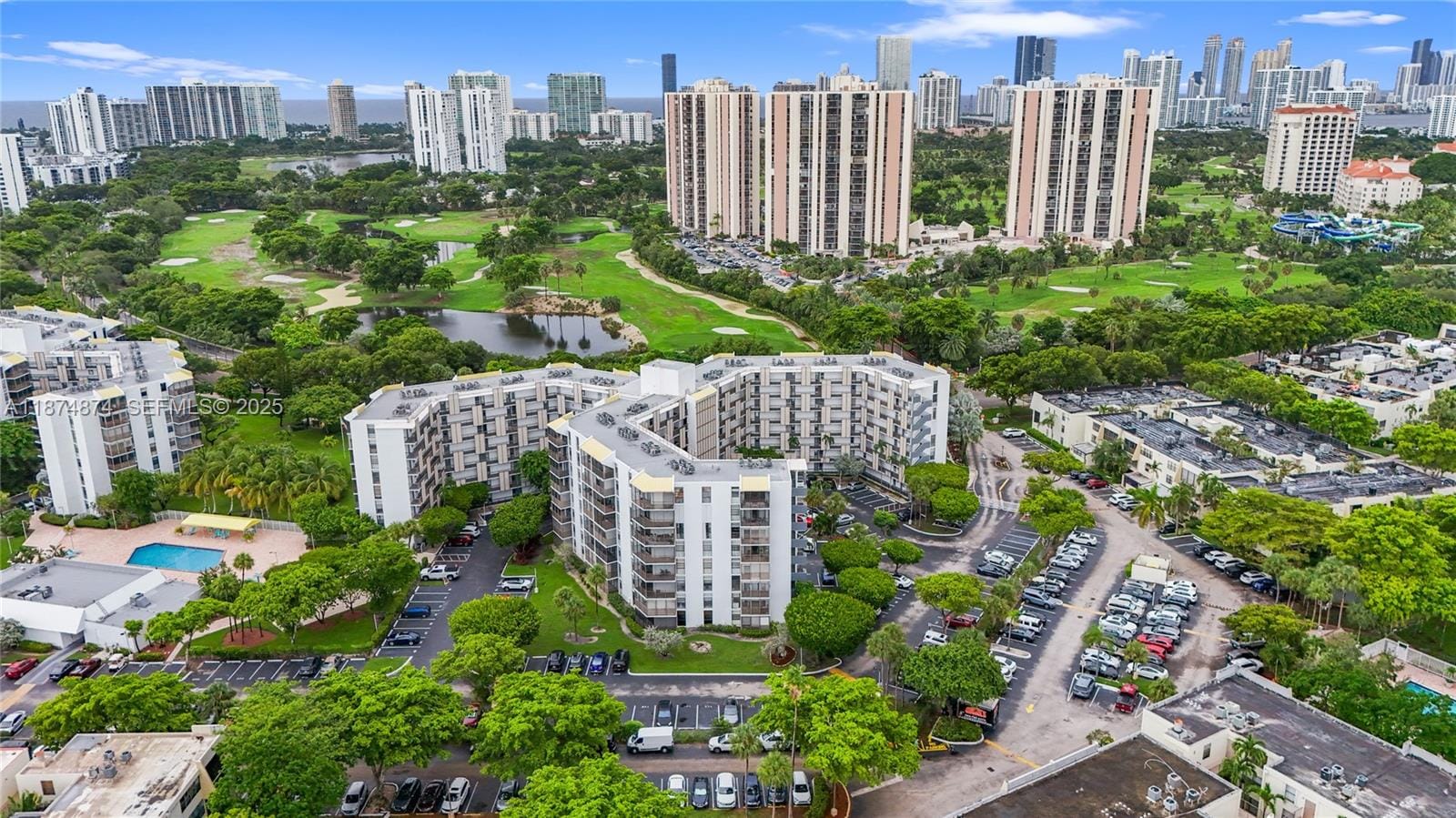 20400 W Country Club Drive 416, Aventura, FL 33180 photo 24