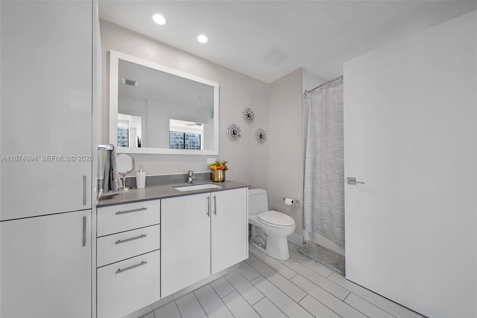 999 SW 1st Avenue 1903, Miami, FL 33130 photo 14
