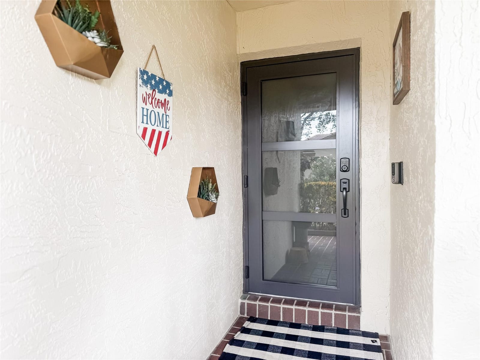 1450 Lakeview Circle, Coral Springs, FL 33071 photo 24