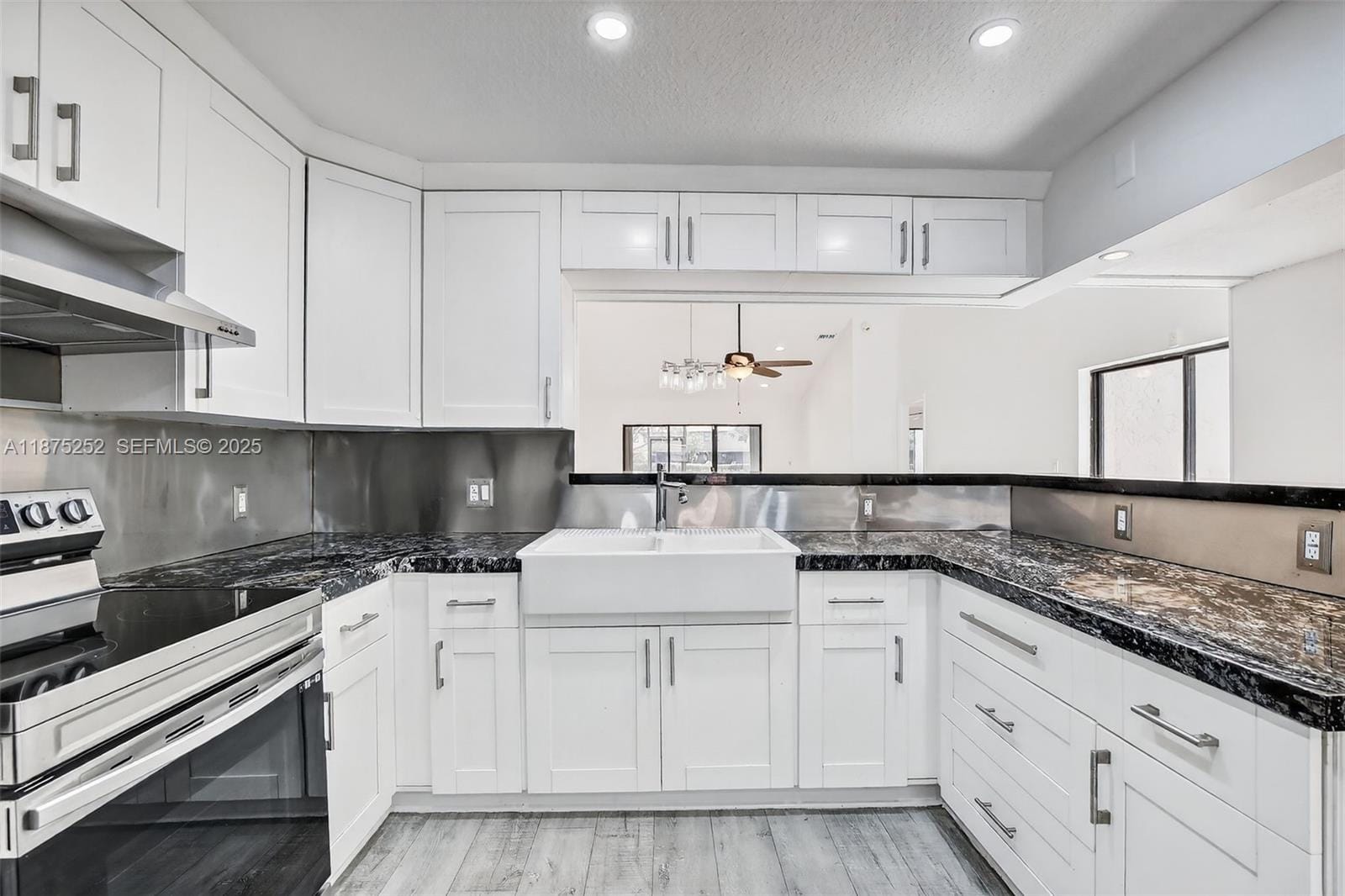 311 Lakeside Court 238 — photo 4