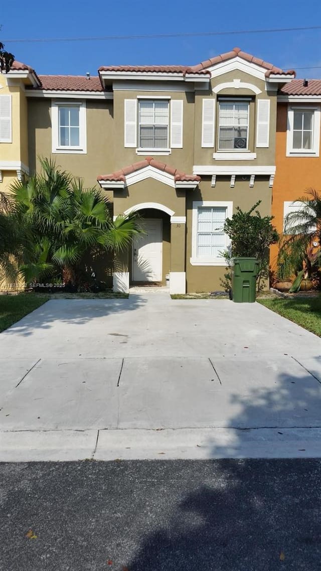 30 SE 6th Road, sold in Casa Del Sur, Homestead, FL