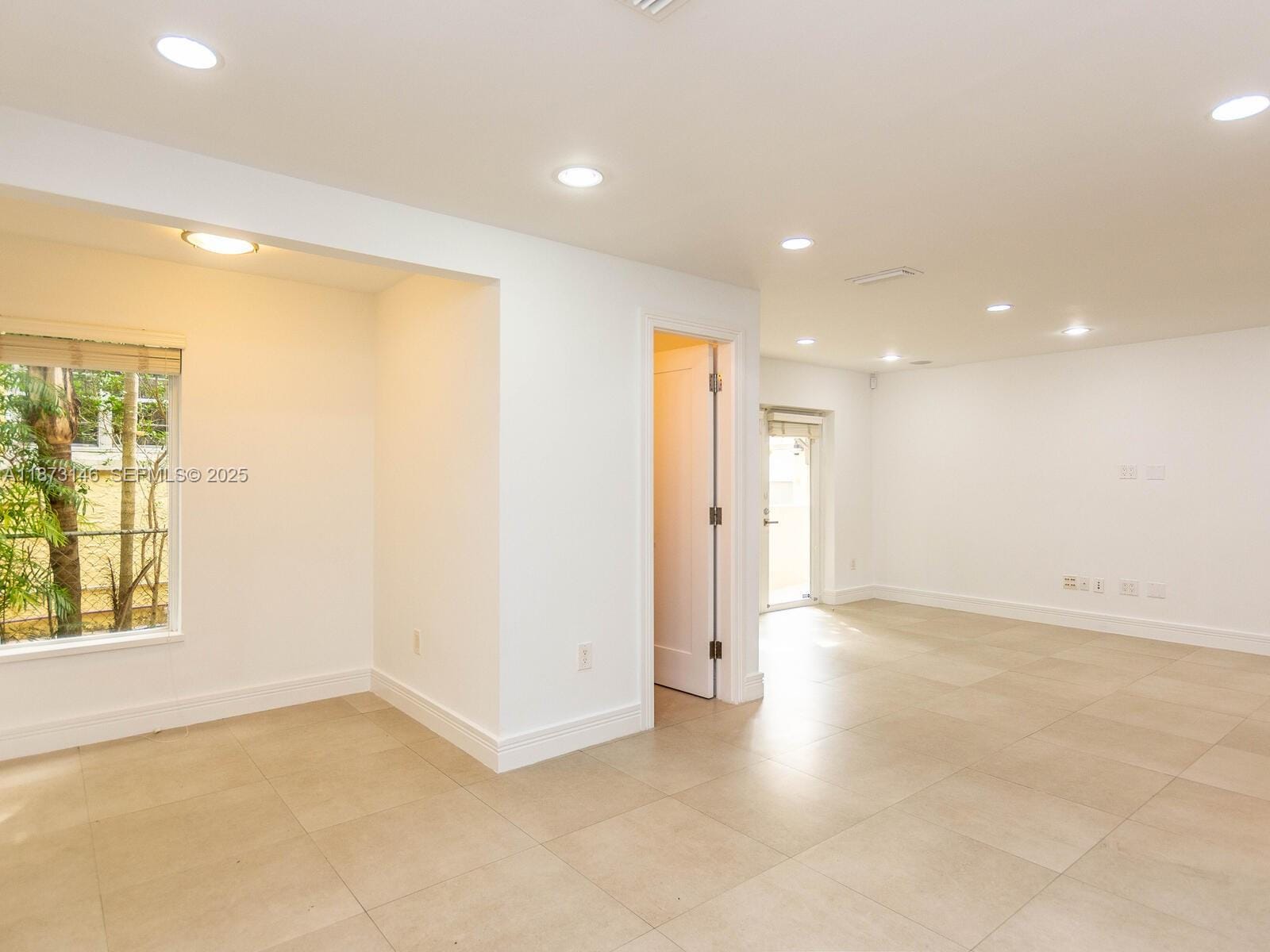 1310 Salzedo Street 1310 — photo 8