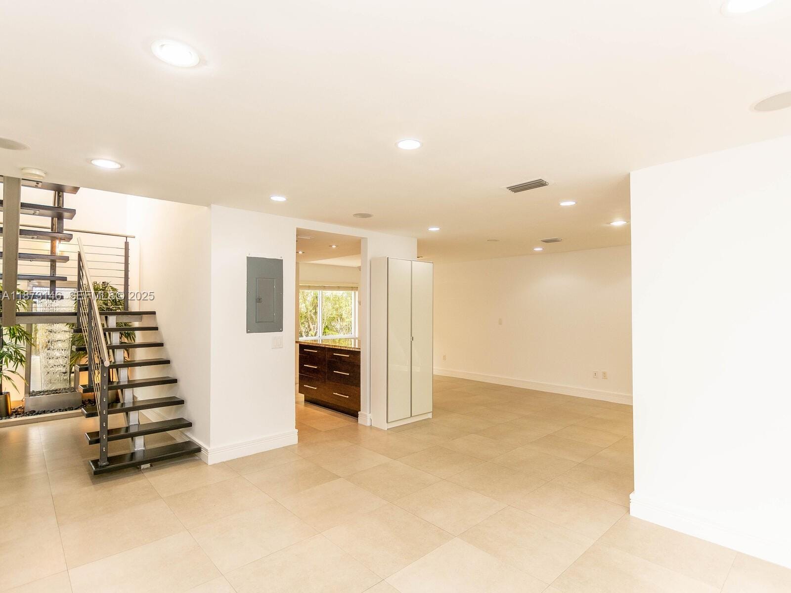 1310 Salzedo Street 1310 — photo 10