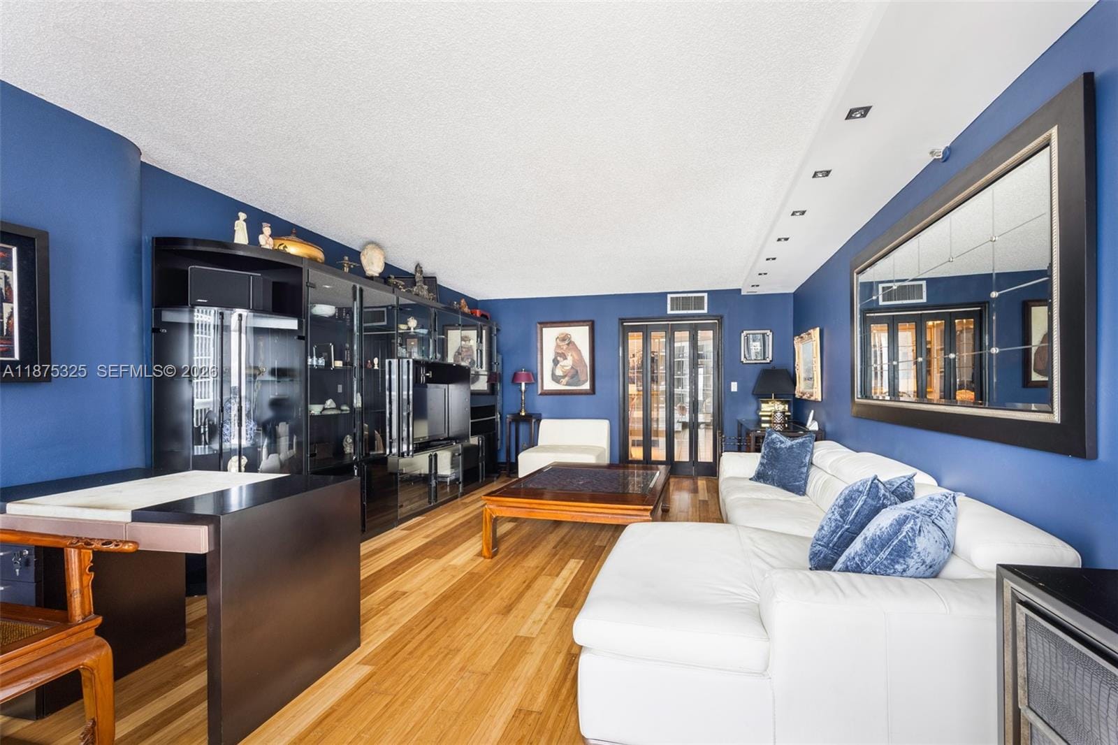 1717 N Bayshore Drive A-3042 — photo 4