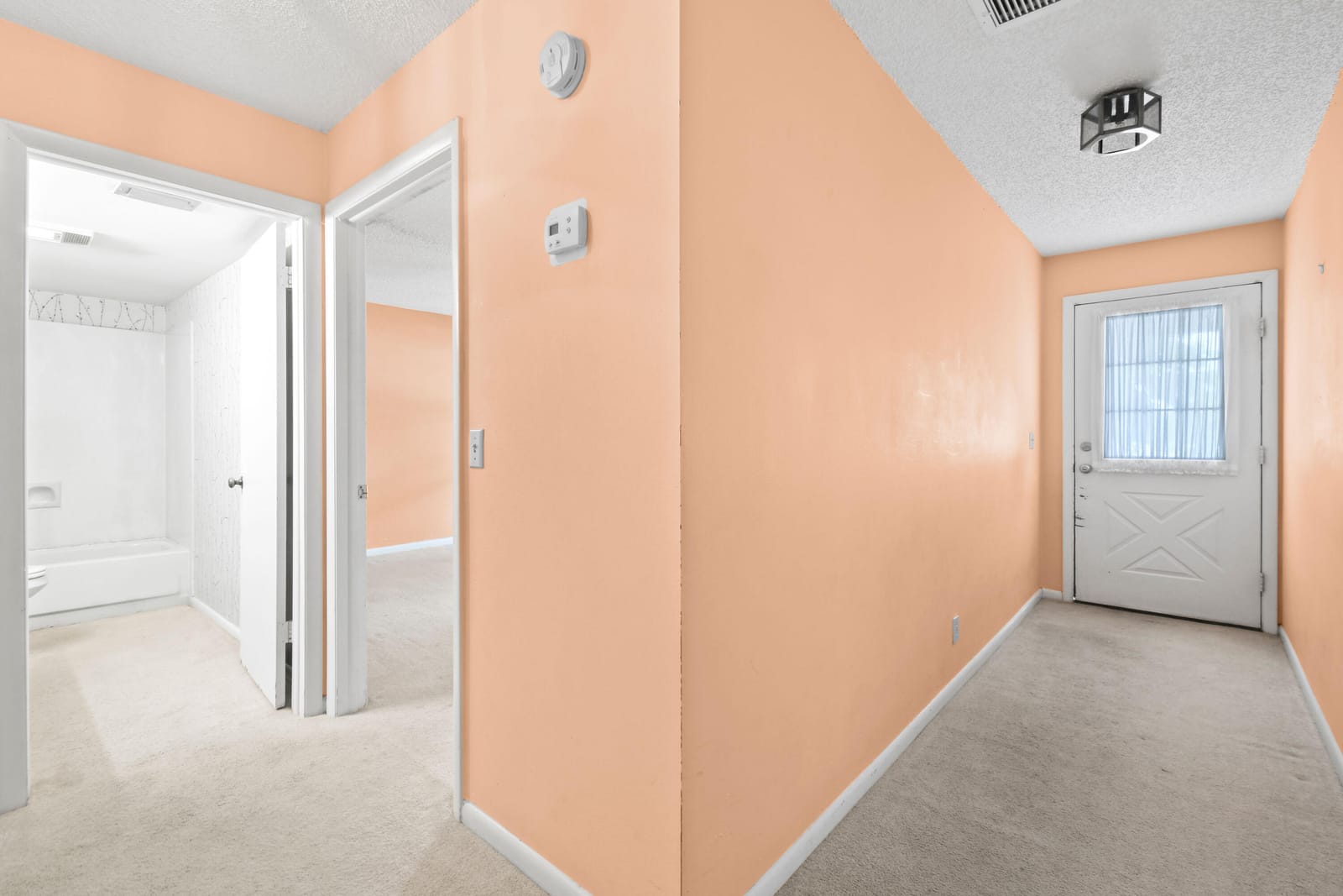 24 Russell Street — photo 7