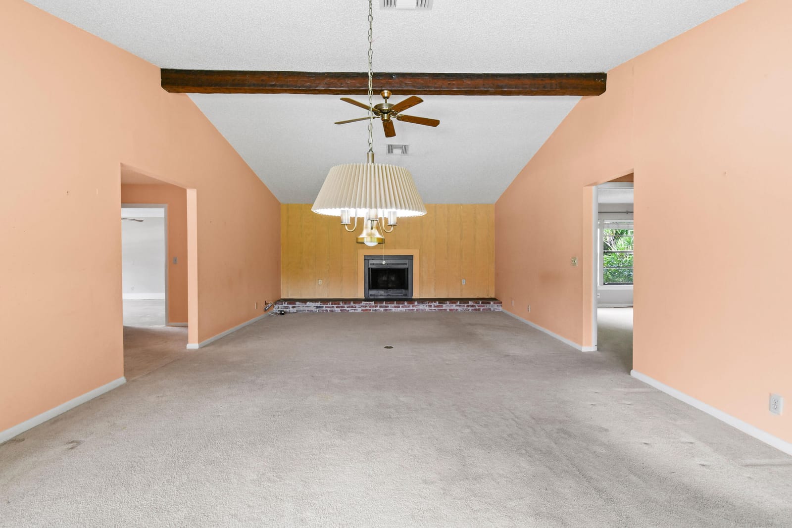 24 Russell Street — photo 10