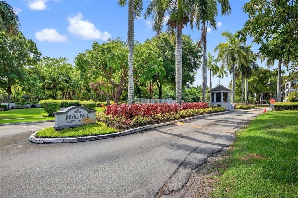 115 Royal Park Drive 1G, Oakland Park, FL 33309 photo 9