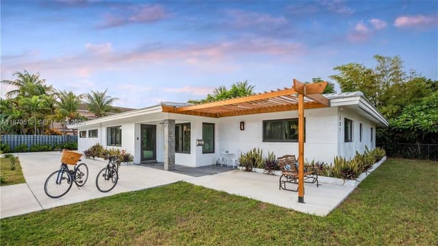 201 NE 26th Avenue, Pompano Beach, FL 33062