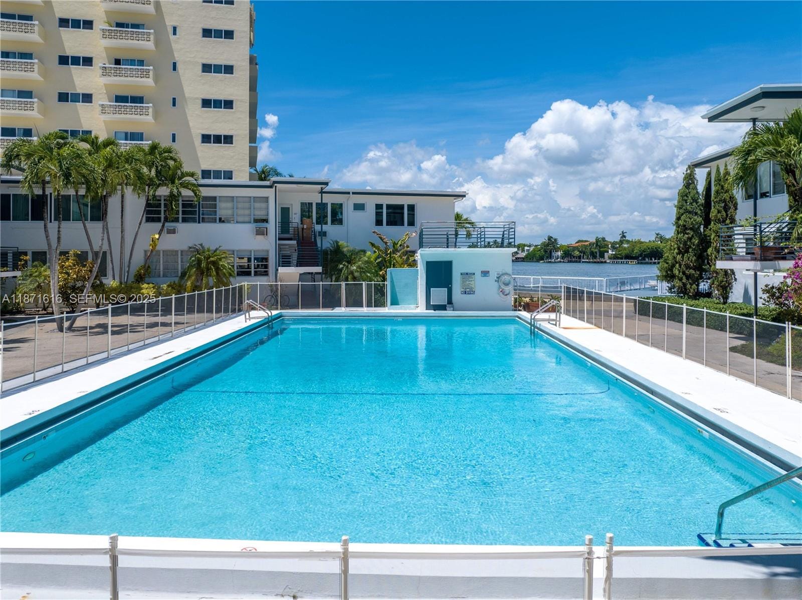 4710 Pine Tree Drive 26, Miami Beach, FL 33140 photo 20