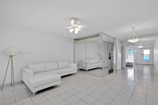 15610 NE 6th Avenue 5C, Miami, FL 33162