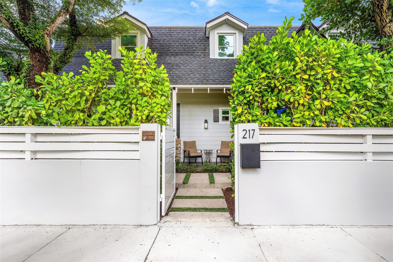 217 SE 16th Avenue, Fort Lauderdale, FL 33301 photo 4
