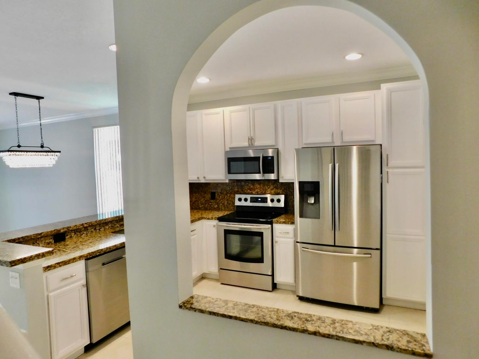9653 Porta Leona Lane — photo 5