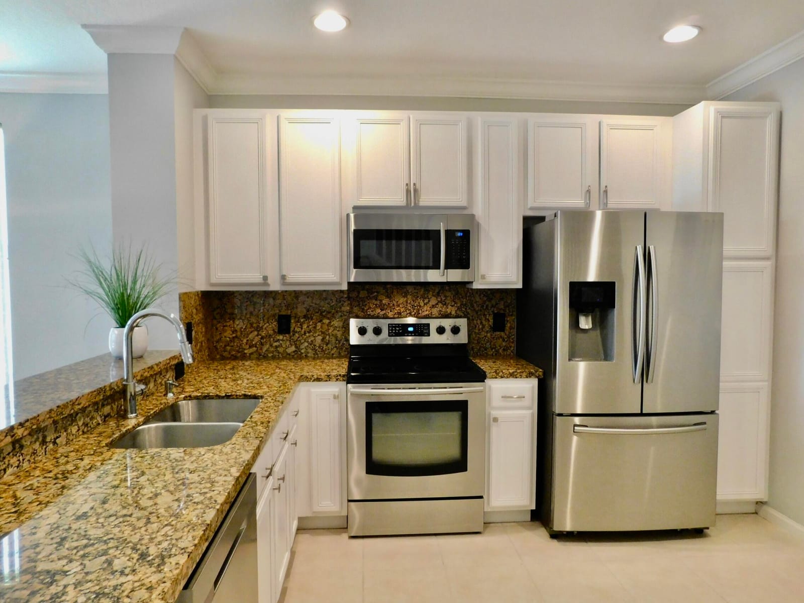 9653 Porta Leona Lane — photo 6