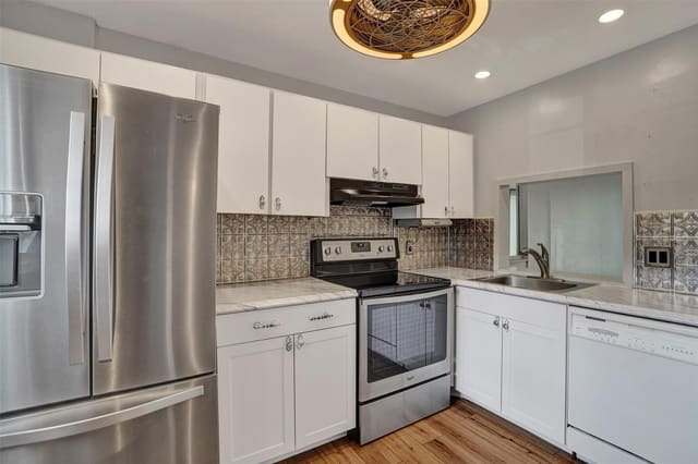 114 Royal Park Drive 2H, Oakland Park, FL 33309