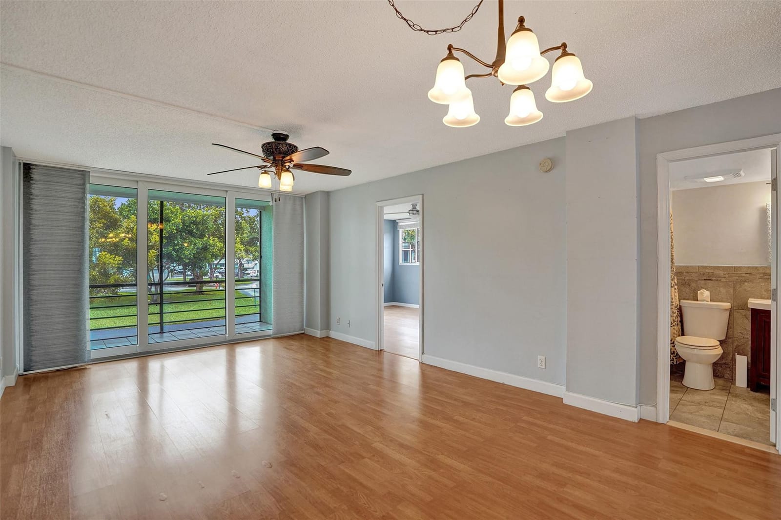 114 Royal Park Drive 2H, Oakland Park, FL 33309 photo 14