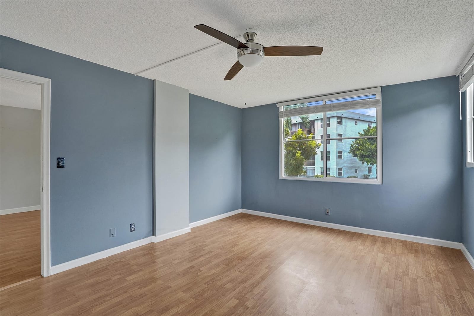 114 Royal Park Drive 2H, Oakland Park, FL 33309 photo 23