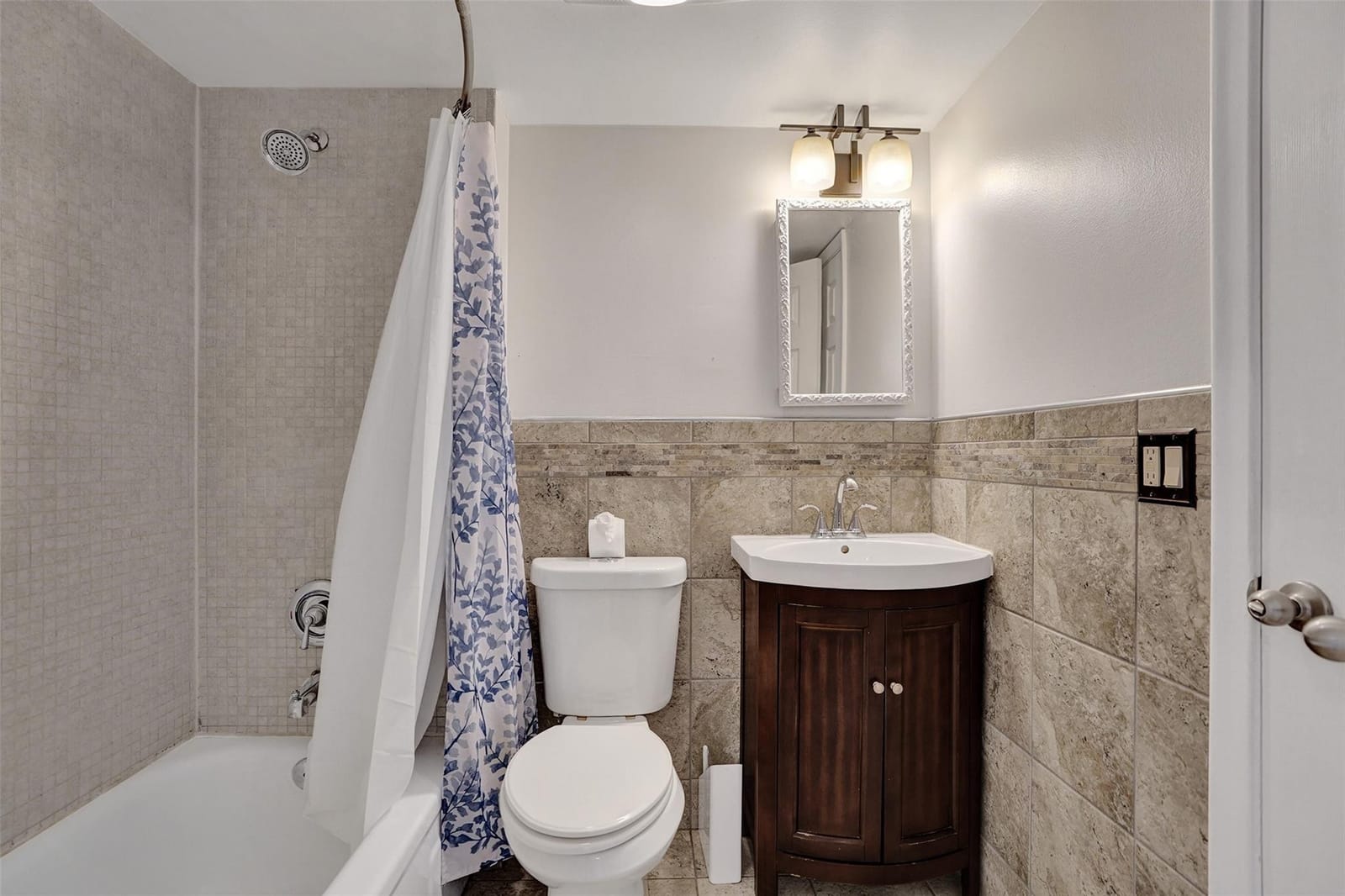 114 Royal Park Drive 2H, Oakland Park, FL 33309 photo 28