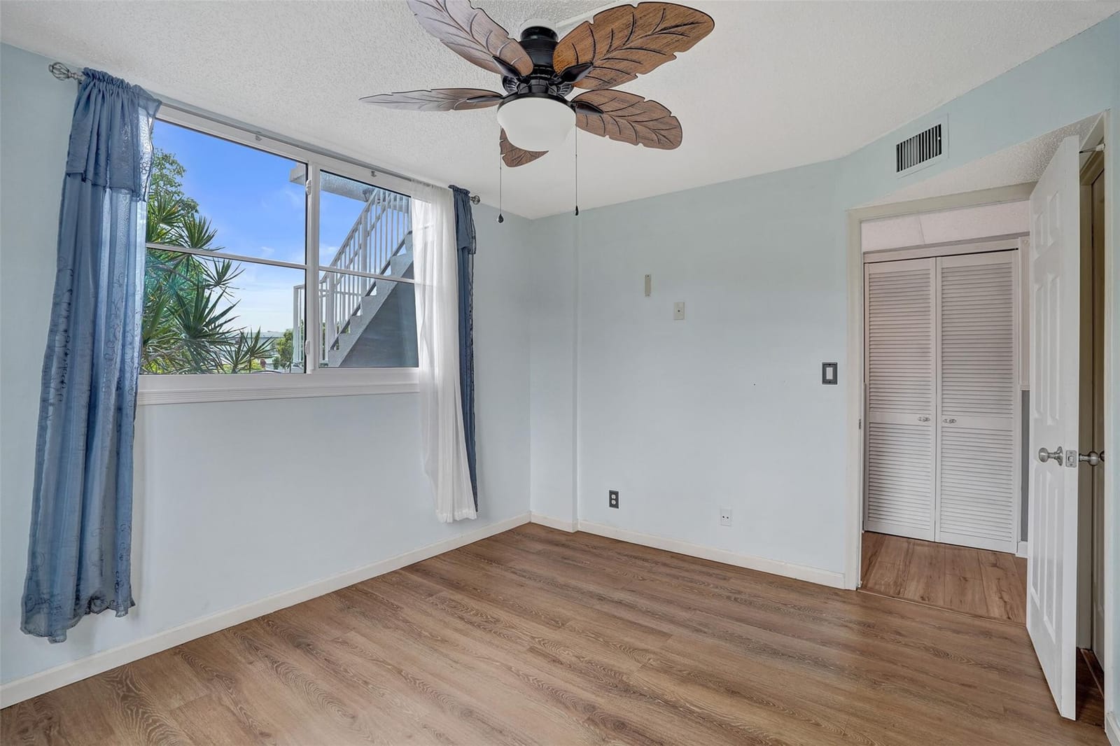 114 Royal Park Drive 2H, Oakland Park, FL 33309 photo 29