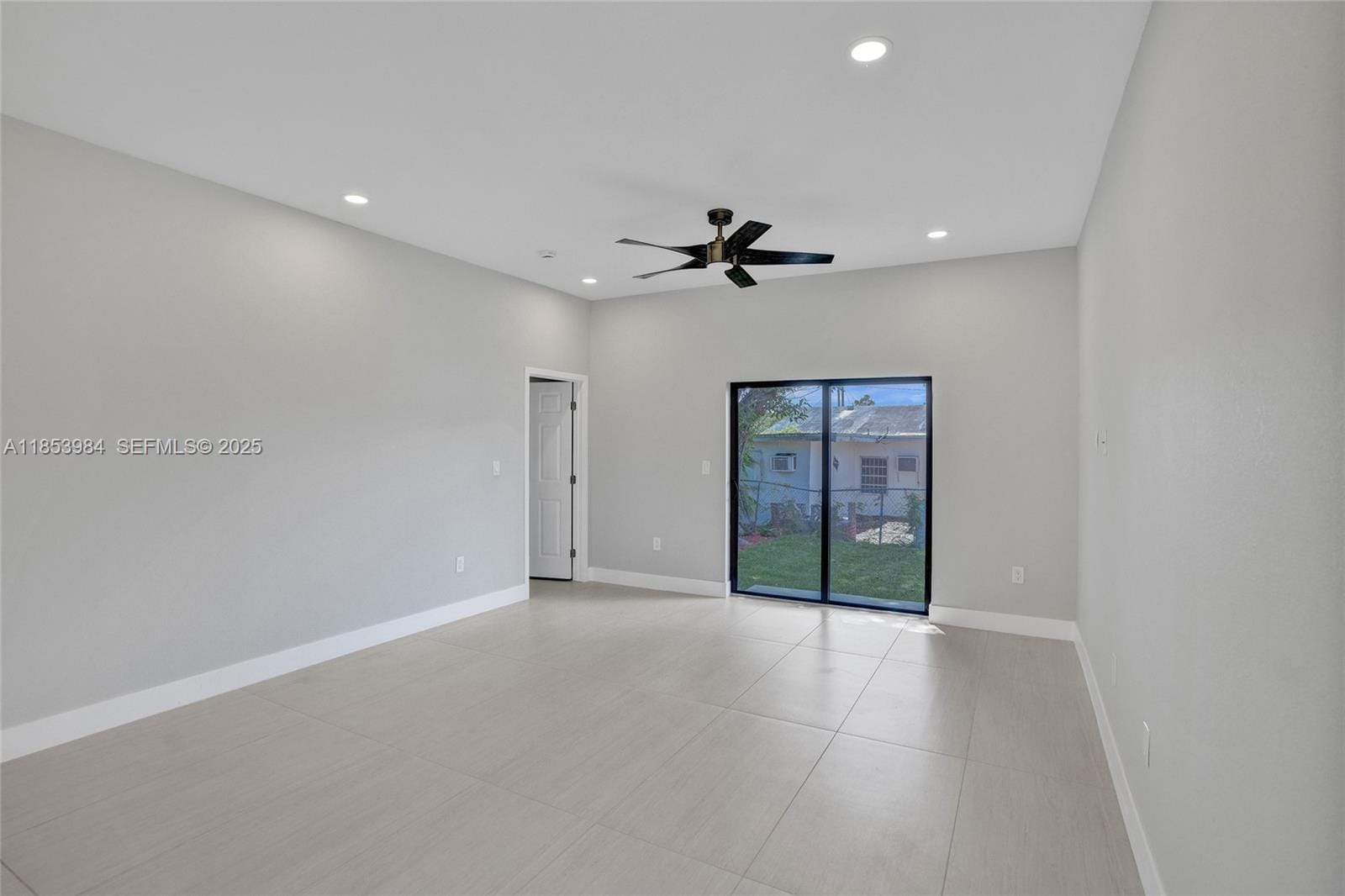 238 NW 7th Avenue — photo 11