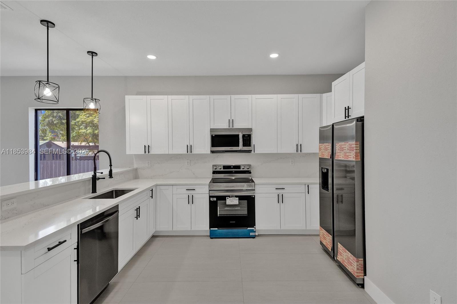 238 NW 7th Avenue — photo 4