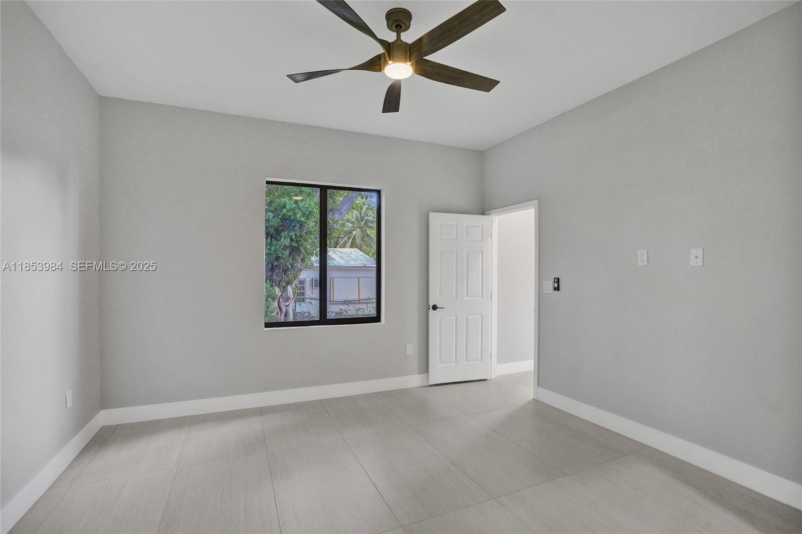 238 NW 7th Avenue — photo 7