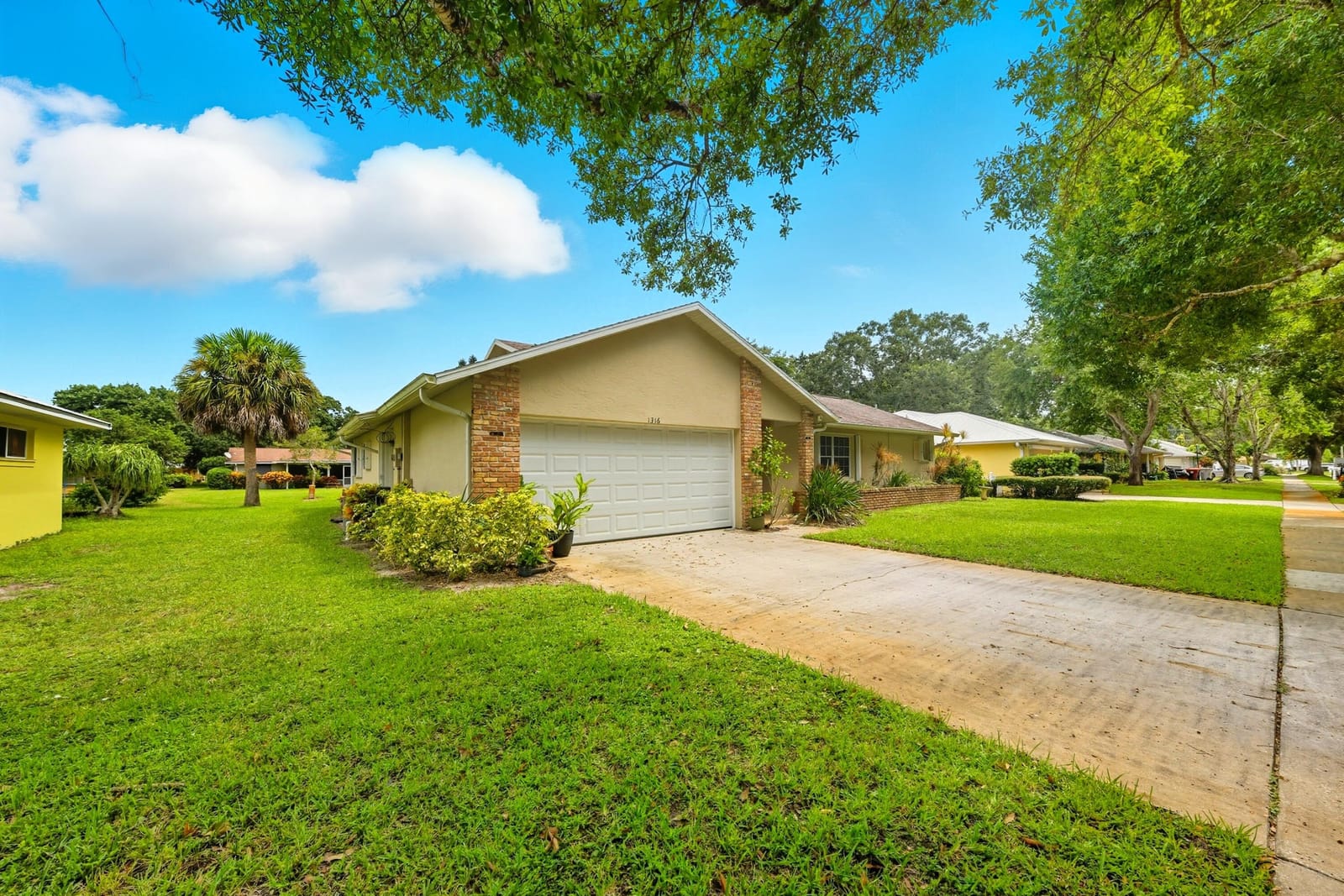 1316 41st Avenue, Vero Beach, FL 32960 photo 3