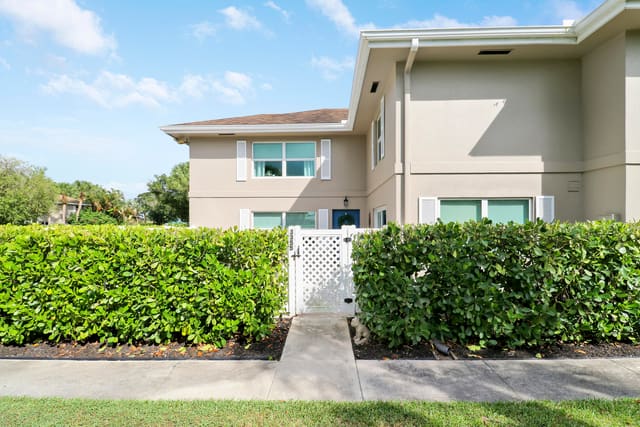 3355 SW Sunset Trace Circle, Palm City, FL 34990