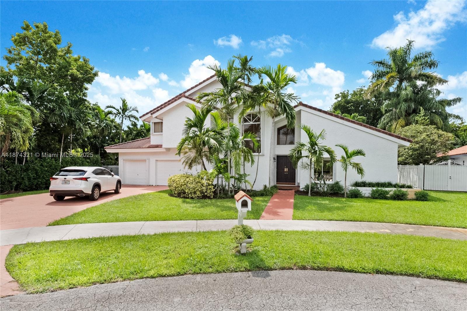 2380 NE 214th Street, Miami, FL 33180