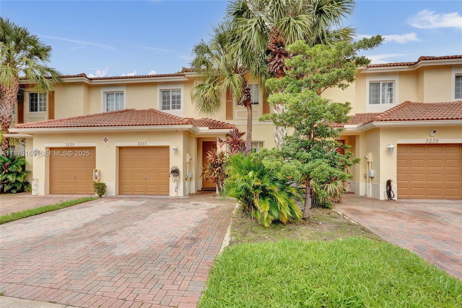 3237 NW 32nd Terrace, Oakland Park, FL 33309