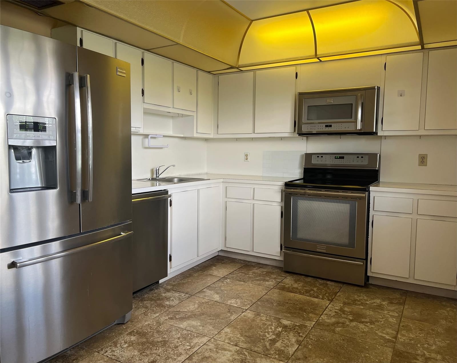 808 Cypress Boulevard 504 — photo 4