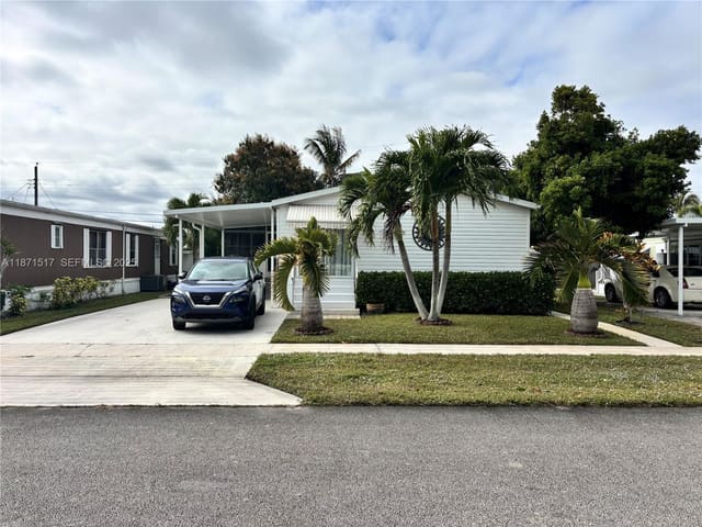 4057 Bougainvillea Road, sold in Northern Pines Mobile Hom, Boynton Beach, FL