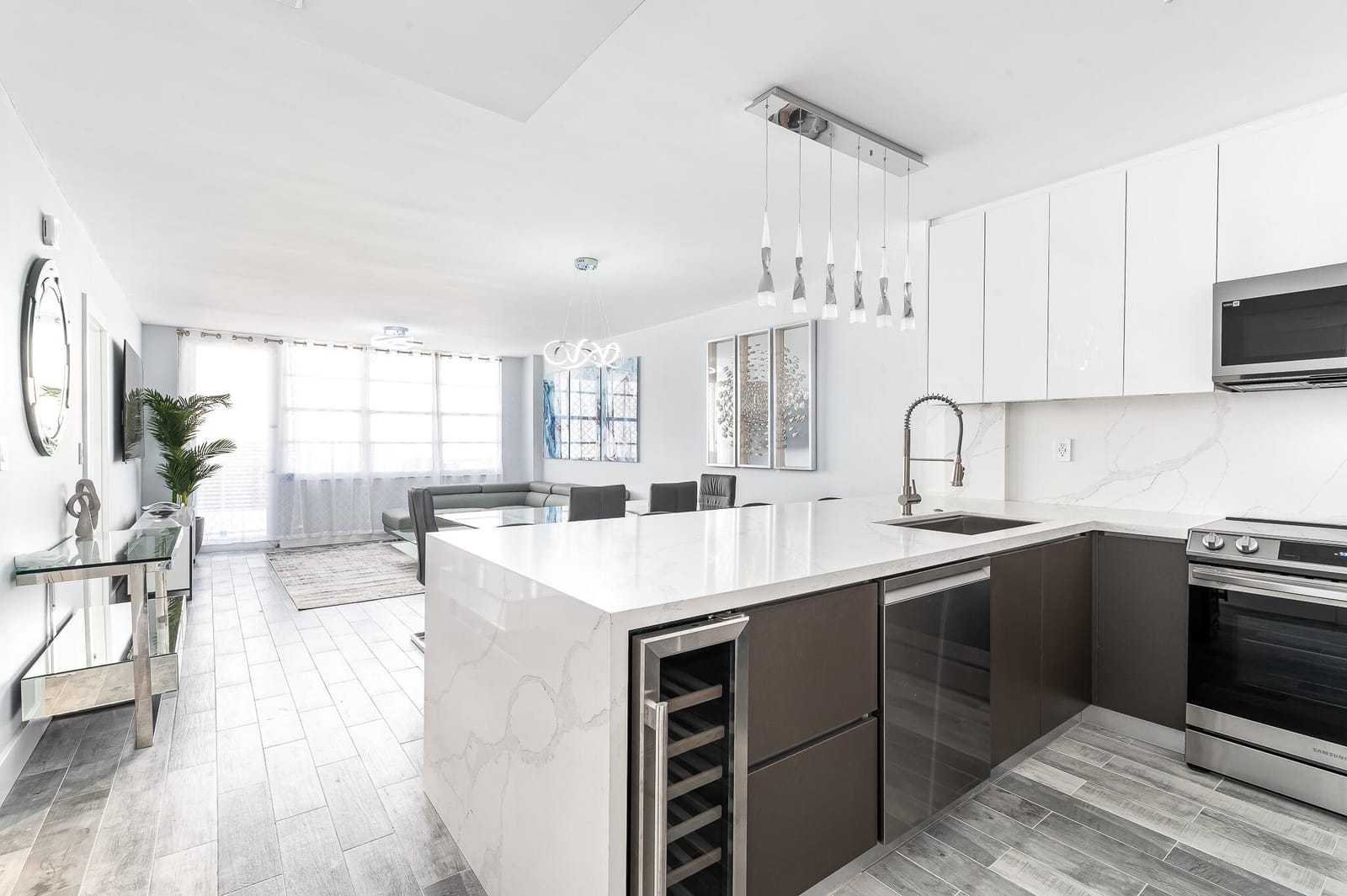 3725 S Ocean Drive 1203, Hollywood, FL 33019