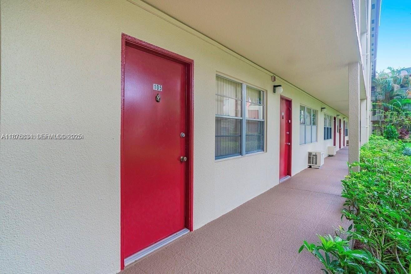 251 SW 134 Way 105M, Pembroke Pines, FL 33027
