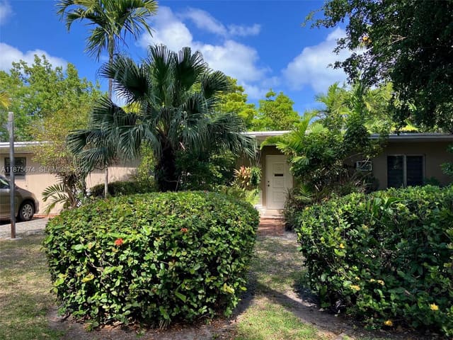 737 Woodcrest Road, Key Biscayne, FL 33149