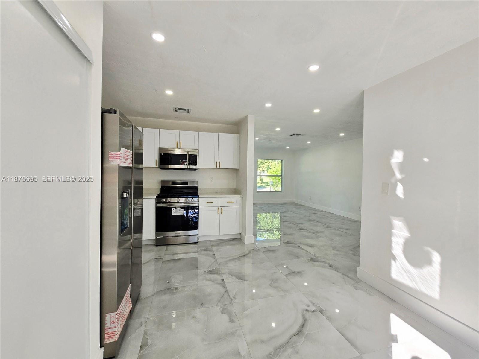 19585 NW 29th Court — photo 11