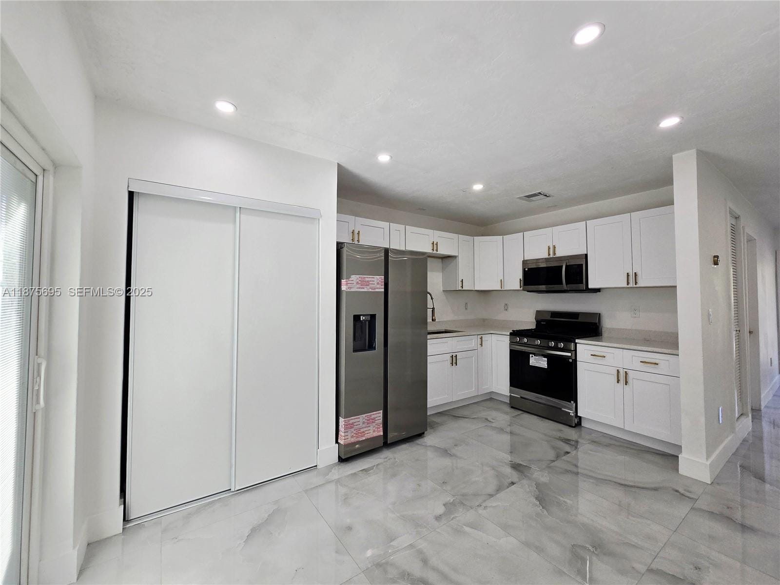 19585 NW 29th Court — photo 10