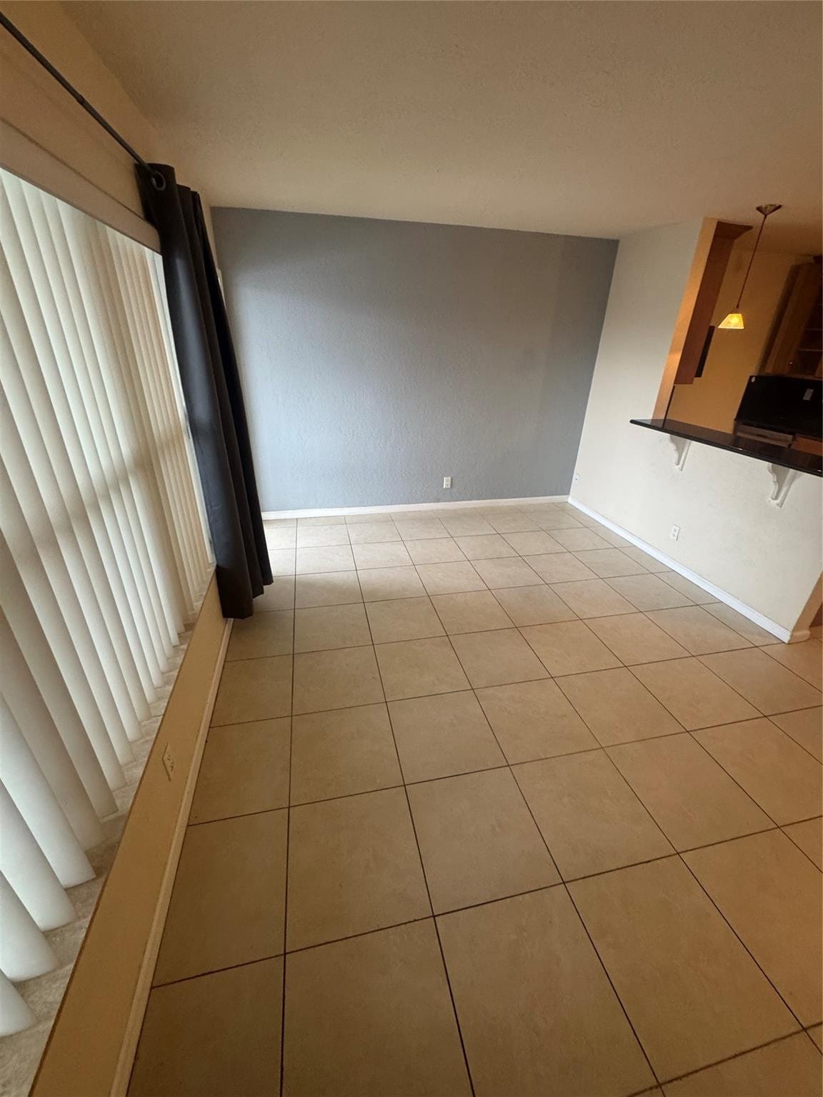 2120 NE 42nd Court 6 — photo 4