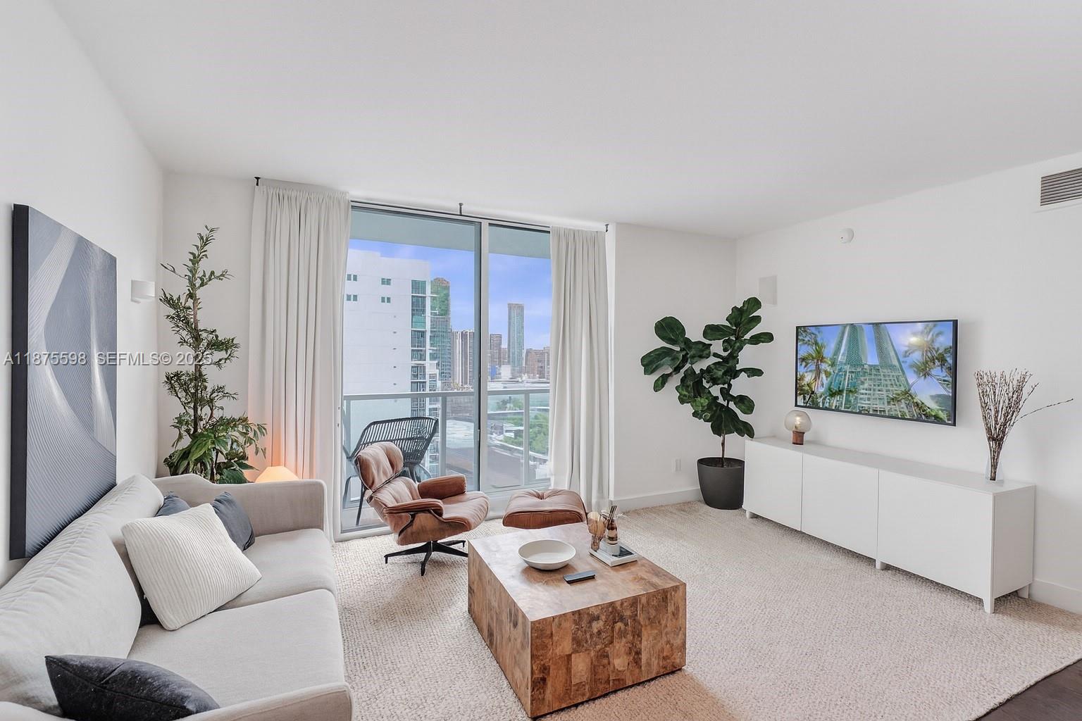1900 N Bayshore Drive 3207, Miami, FL 33132, Miami