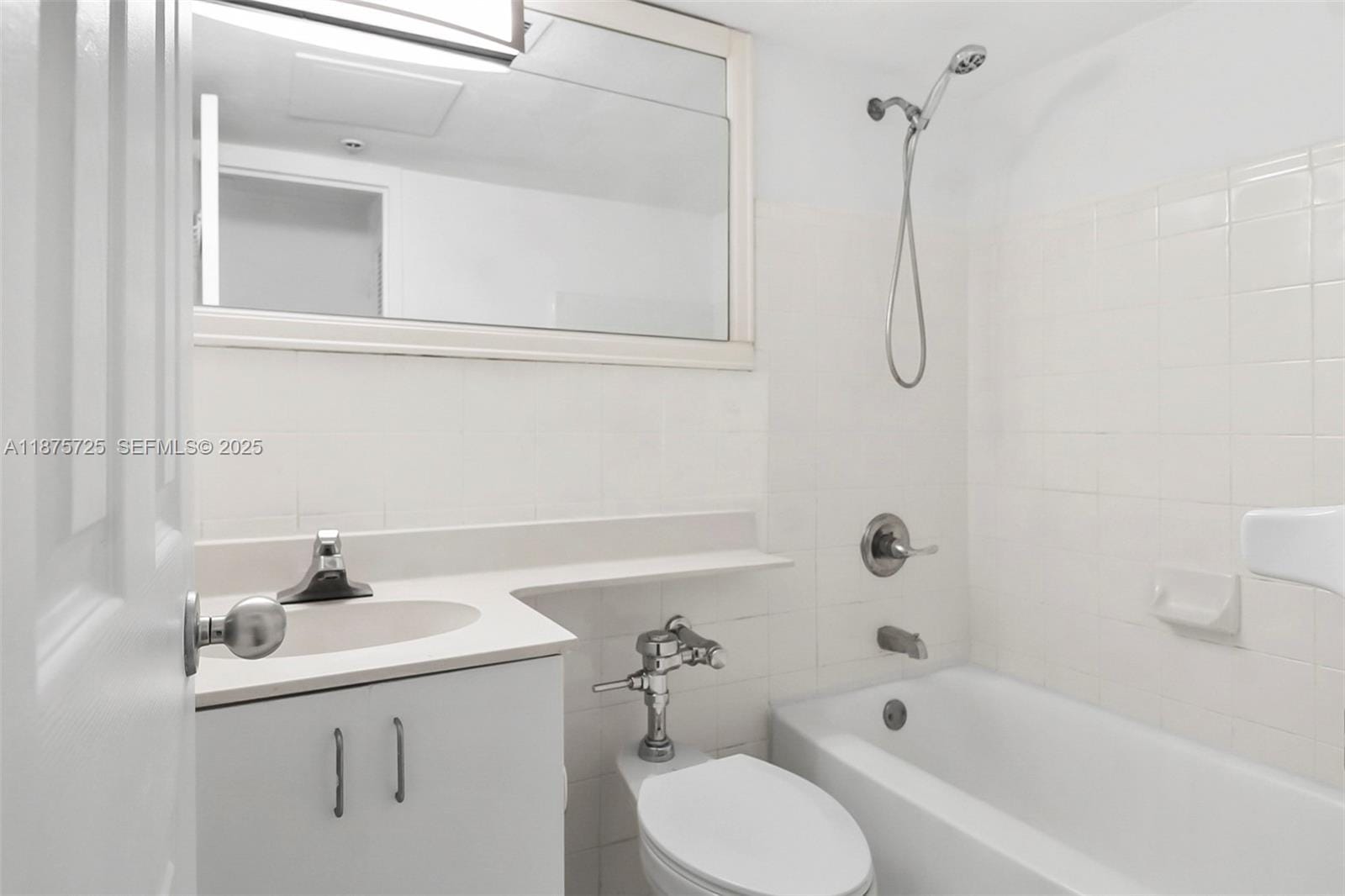 1500 Bay Road 1182S, Miami Beach, FL 33139 photo 4