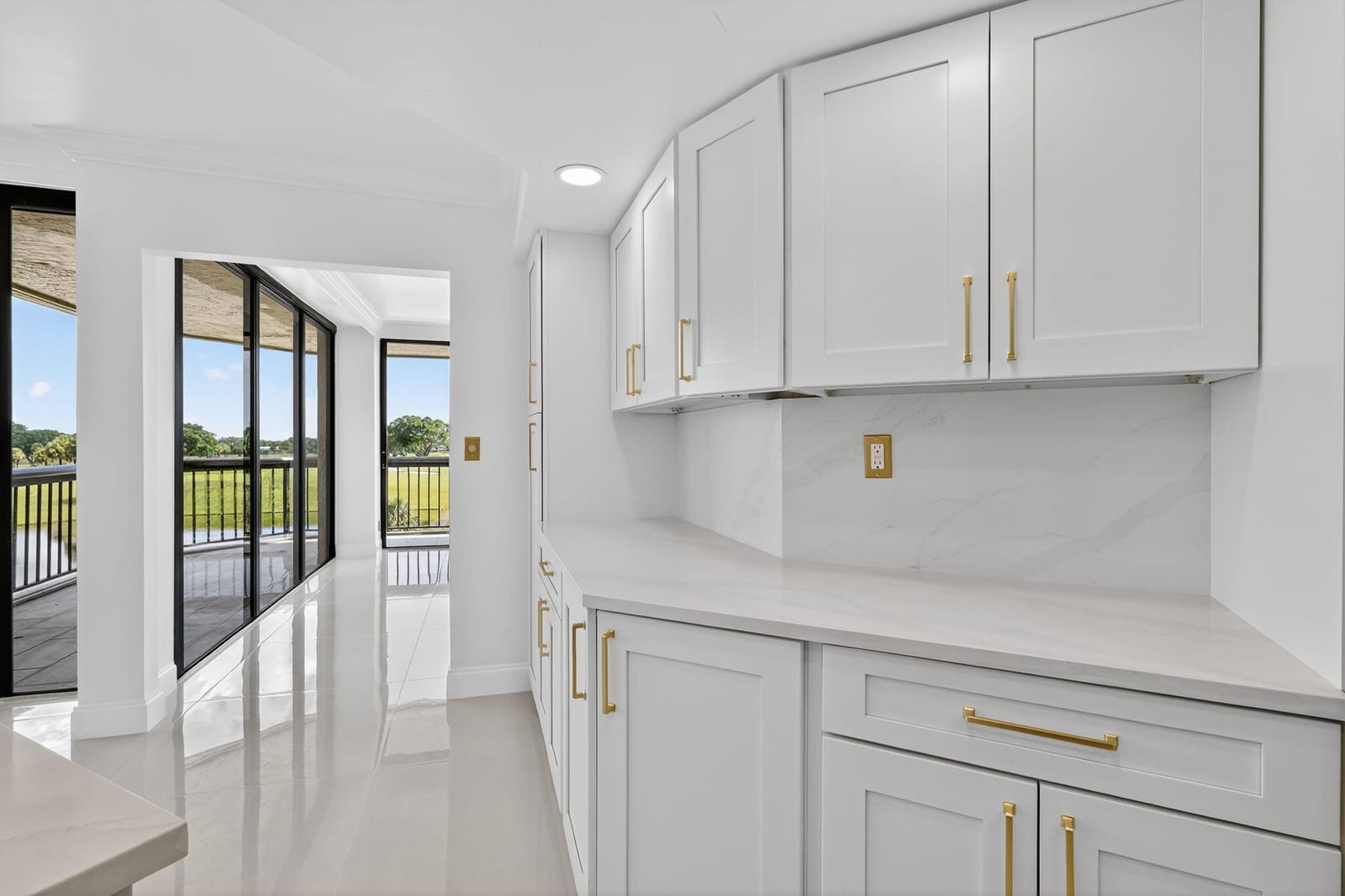 1900 Consulate Place 201, West Palm Beach, FL 33401 photo 19