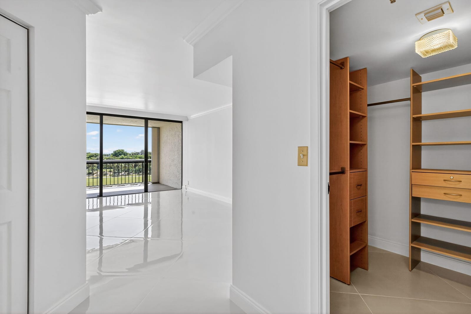 1900 Consulate Place 201, West Palm Beach, FL 33401 photo 27