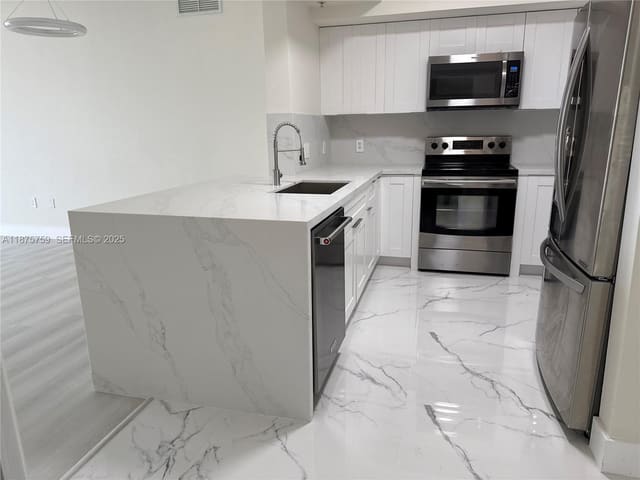 888 S Douglas Road 1502, Coral Gables, FL 33134