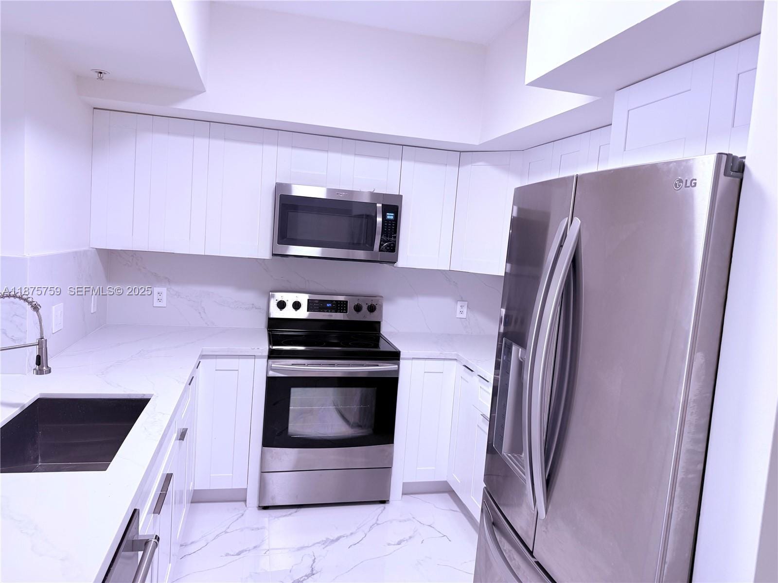888 S Douglas Road 1502, Coral Gables, FL 33134 photo 16