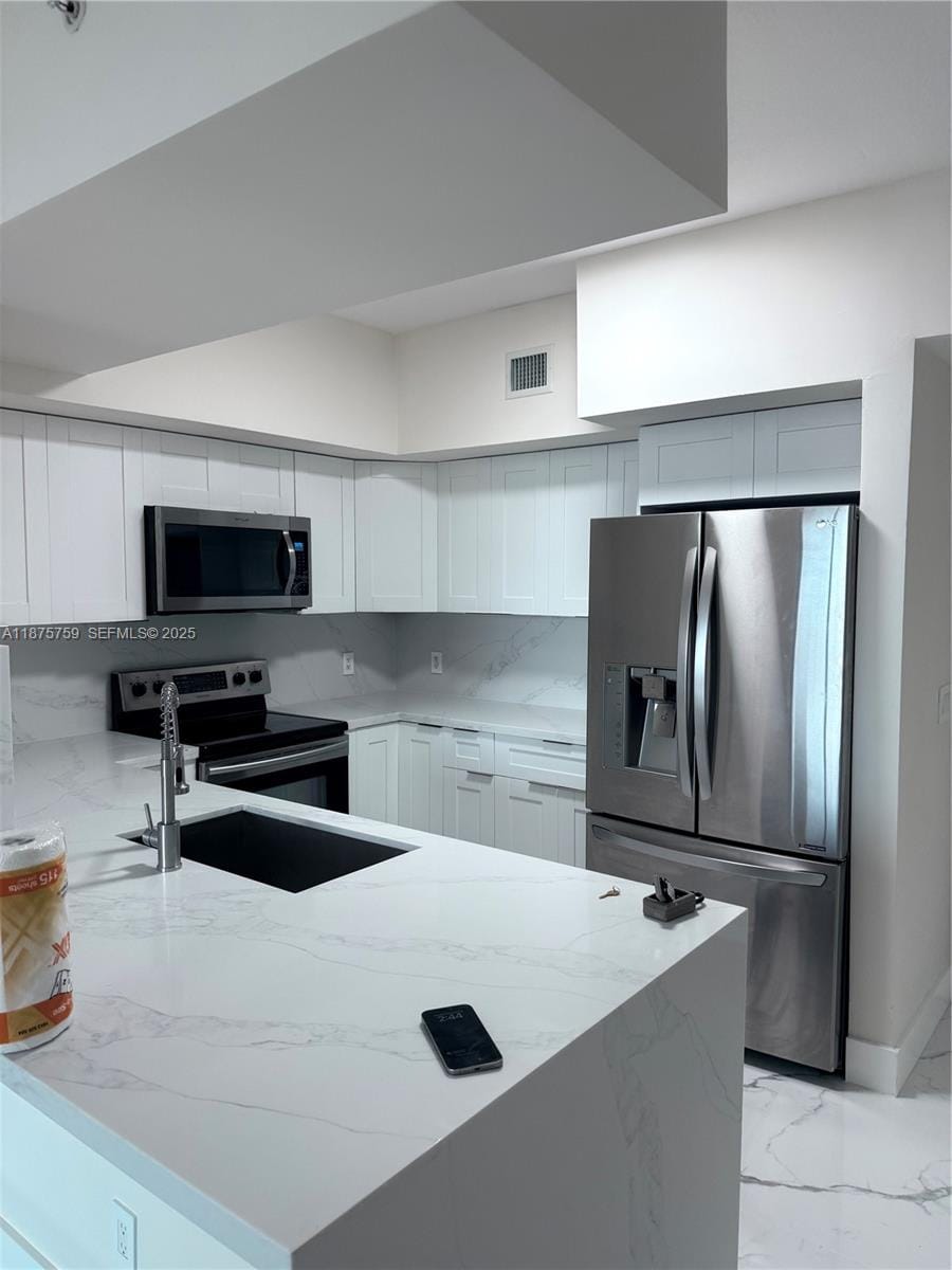 888 S Douglas Road 1502, Coral Gables, FL 33134 photo 17