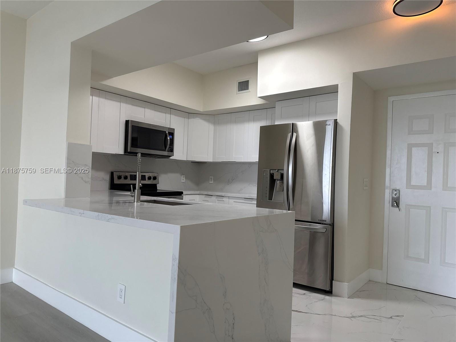 888 S Douglas Road 1502, Coral Gables, FL 33134 photo 3